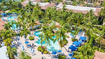 Piscina all'aperto, una piscina riscaldata