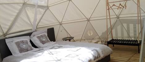 1 soverom og sengetøy