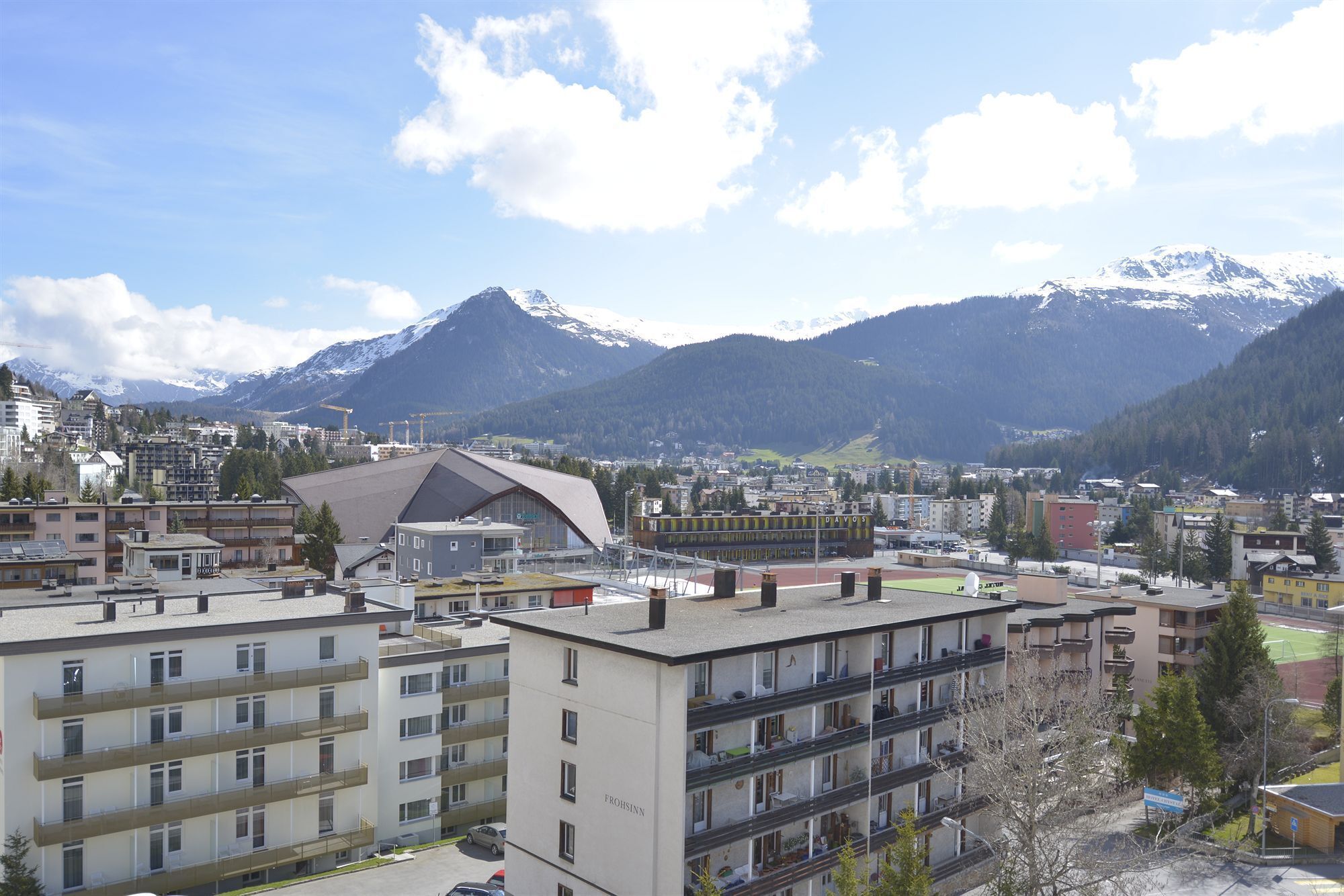 Quang cảnh nhìn từ nơi lưu trú