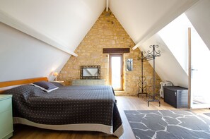 1 slaapkamer, een strijkplank/strijkijzer, gratis wifi