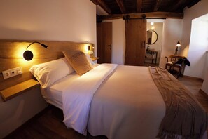 8 chambres, lit de bébé portatif, accès au Wi-Fi (inclus)