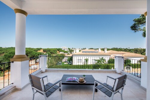 Quinta Ottilie  Luxury 14 Bedroom Villa - Spacious Grounds & Two Beautiful Pools