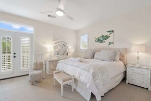 3 bedrooms, iron/ironing board, free WiFi, bed sheets - Summer Secret- Heated Pool- 4 Bikes- Prime Beach (Santa Rosa Beach)