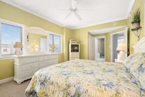 3 bedrooms, iron/ironing board