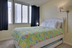 2 bedrooms, iron/ironing board