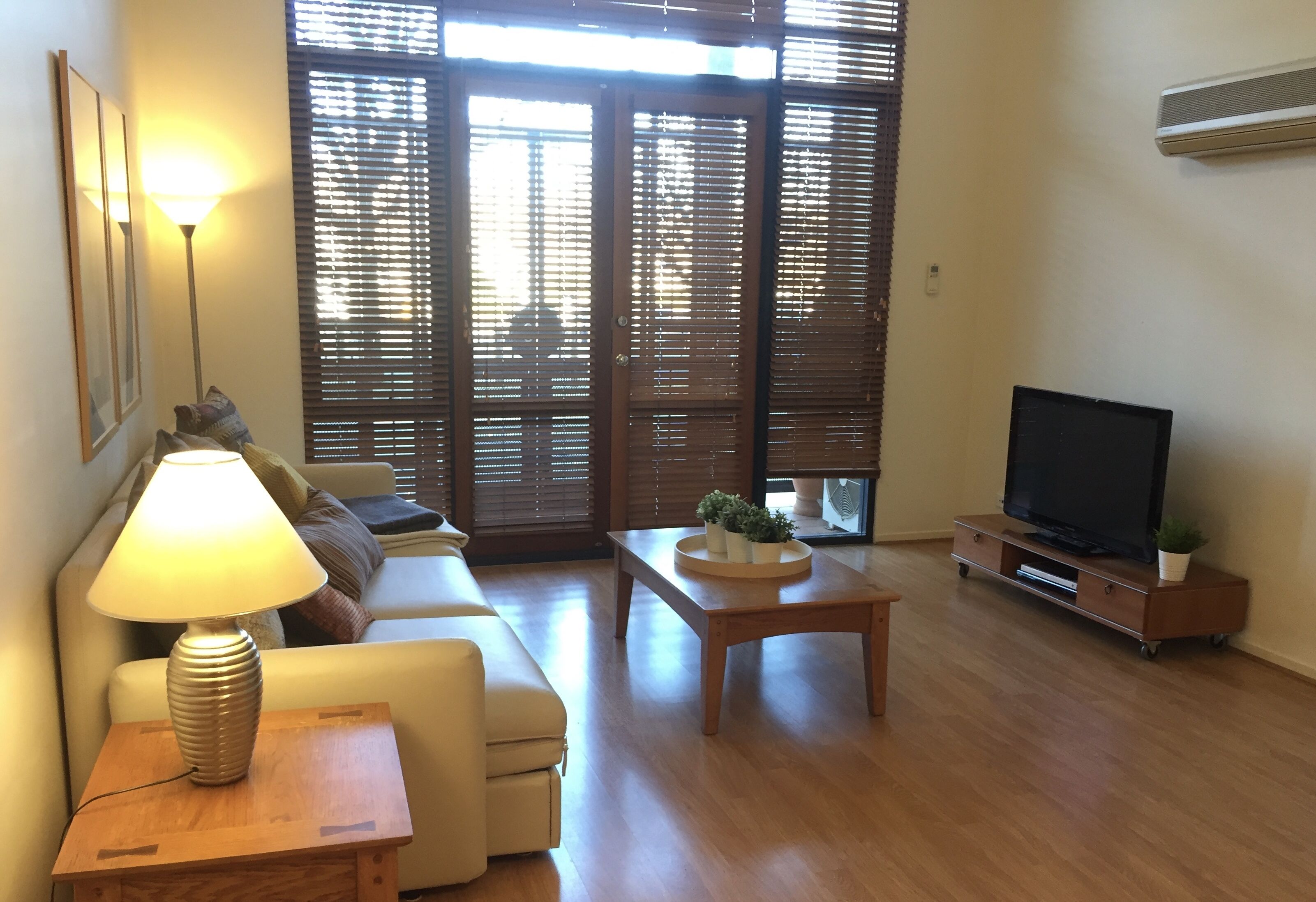 TV, DVD player