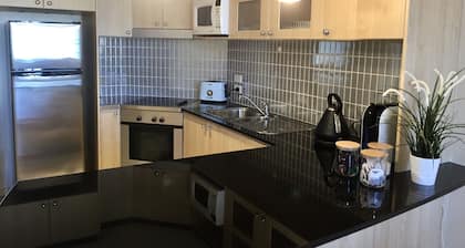 Central Loft Apartment Free Parking