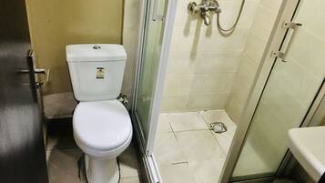 Standard Room | Bilik Mandi