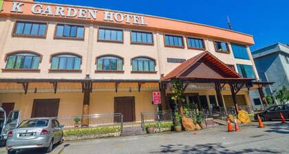 OYO 562 K Garden Hotel