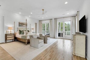 6 bedrooms, iron/ironing board, free WiFi, bed sheets - WaterColor-  Located in the Premier Lake District (Santa Rosa Beach)