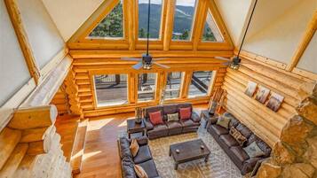 Smart TV, fireplace, table tennis