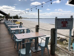 Outdoor dining - Dolphin Watch Corner #411 CLEAN Peaceful Beach 2nd Floor unobstructed WATER VIEW (Ruskin)