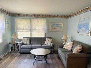 Smart TV, DVD player