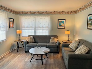 Smart TV, DVD player