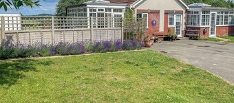 2 bedroom accommodation in Hagworthingham, near Horncastle