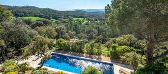 AR-2 Beautiful villa with excellent views and private pool