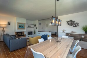 TV - BF-5 Beautiful apartment in community with pool (Calella de Palafrugell)