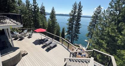 Lakefront Luxury & Stunning Views in LACC- 4Bed/3Bath, Private Dock, Lake Access