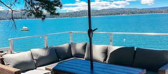 LACC Lakefront Enjoyment- 4Bed/ 3Bath with Private Dock & Buoy!