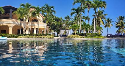 20 Suites Tropical Beachfront Luxury Villa