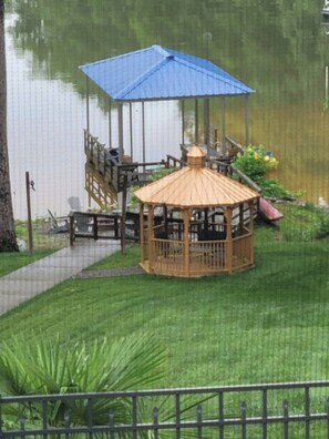 Property grounds - Blue Bayou | Lakefront Estate | Pool & Hot Tub (Lake Norman)