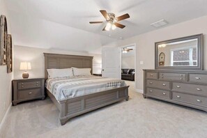 7 bedrooms, iron/ironing board, WiFi, bed sheets