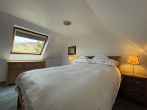 2 quartos, Wi-Fi de cortesia, roupa de cama
