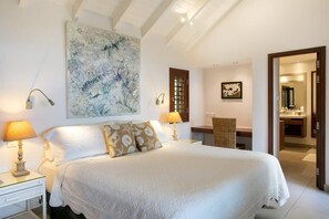 4 bedrooms, in-room safe, desk, iron/ironing board - Blue Beach (4 bedrooms) - Baie Longue beachfront villa with pool, Terres Basses, St. Martin (Terres Basses)