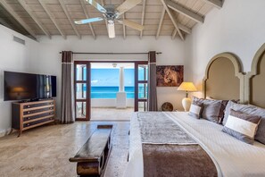 3 bedrooms, in-room safe, desk, iron/ironing board - Mumbai (3 bedrooms) - Oceanfront villa with pool, Cupecoy, St. Maarten (Cupecoy)