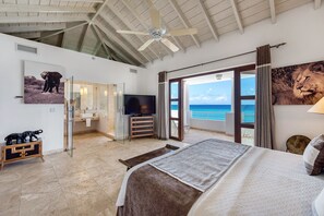 3 chambres, coffres-forts dans les chambres, bureau