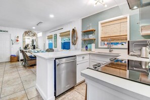 Unclassified image, 3 of 50, button