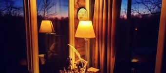 Rustic Container Cabin on Beautiful Farm - Near Ark & Bourbon Trail