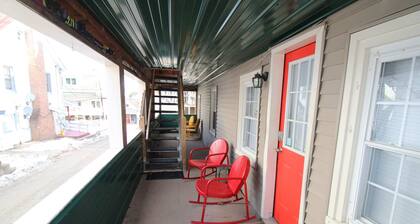 Gore Mountain Lift View Ski House: Wade St. 1