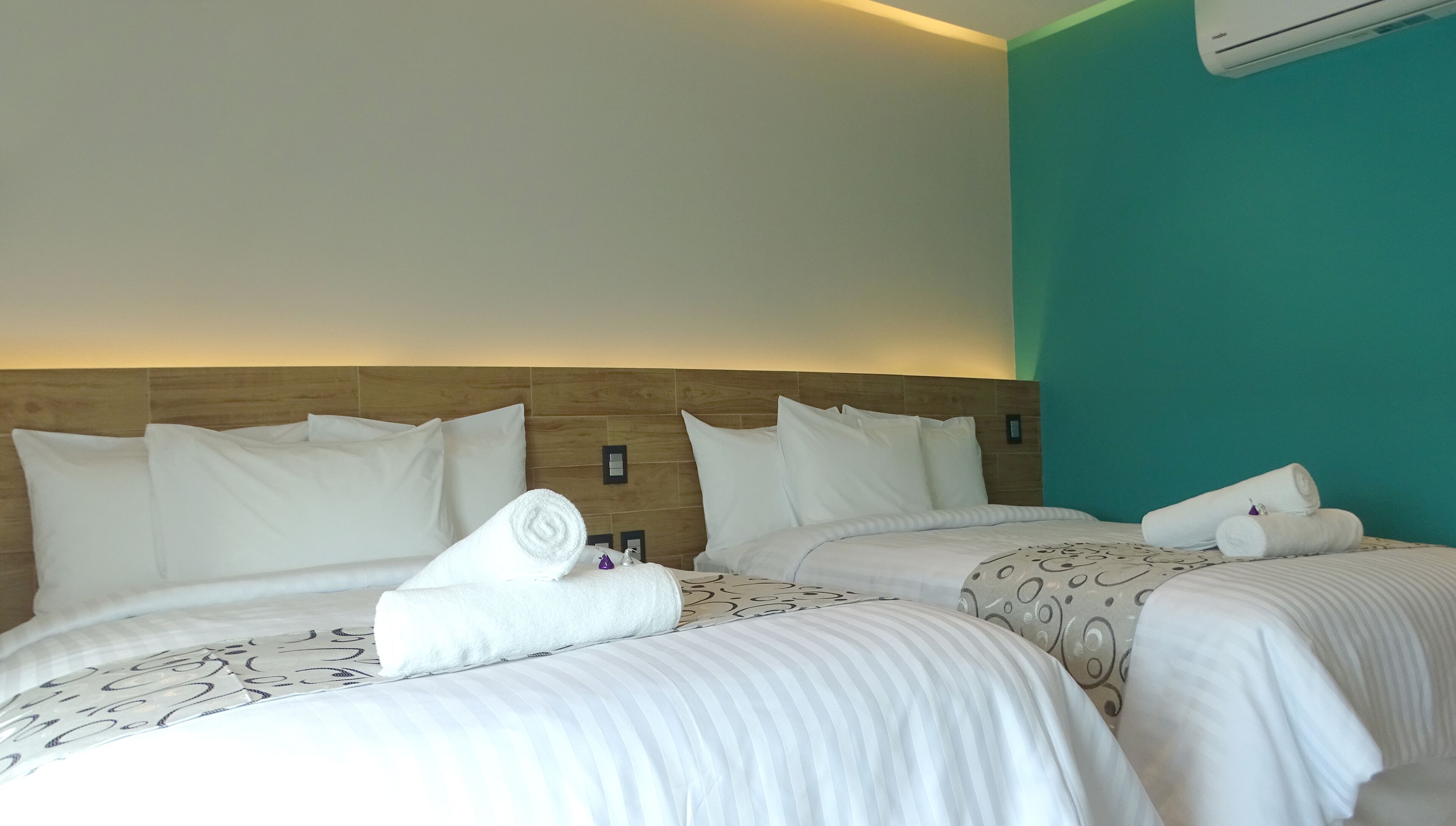 1 bedroom, in-room safe, individually decorated, individually furnished