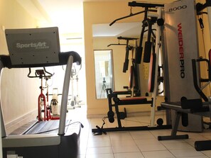 Fitness facility - Residence Les Hauts De L Indenie Apartment (Abidjan)