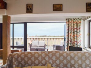 Living area - Gorgeous glass fronted property on ground floor level with sea views. (Aberaeron)