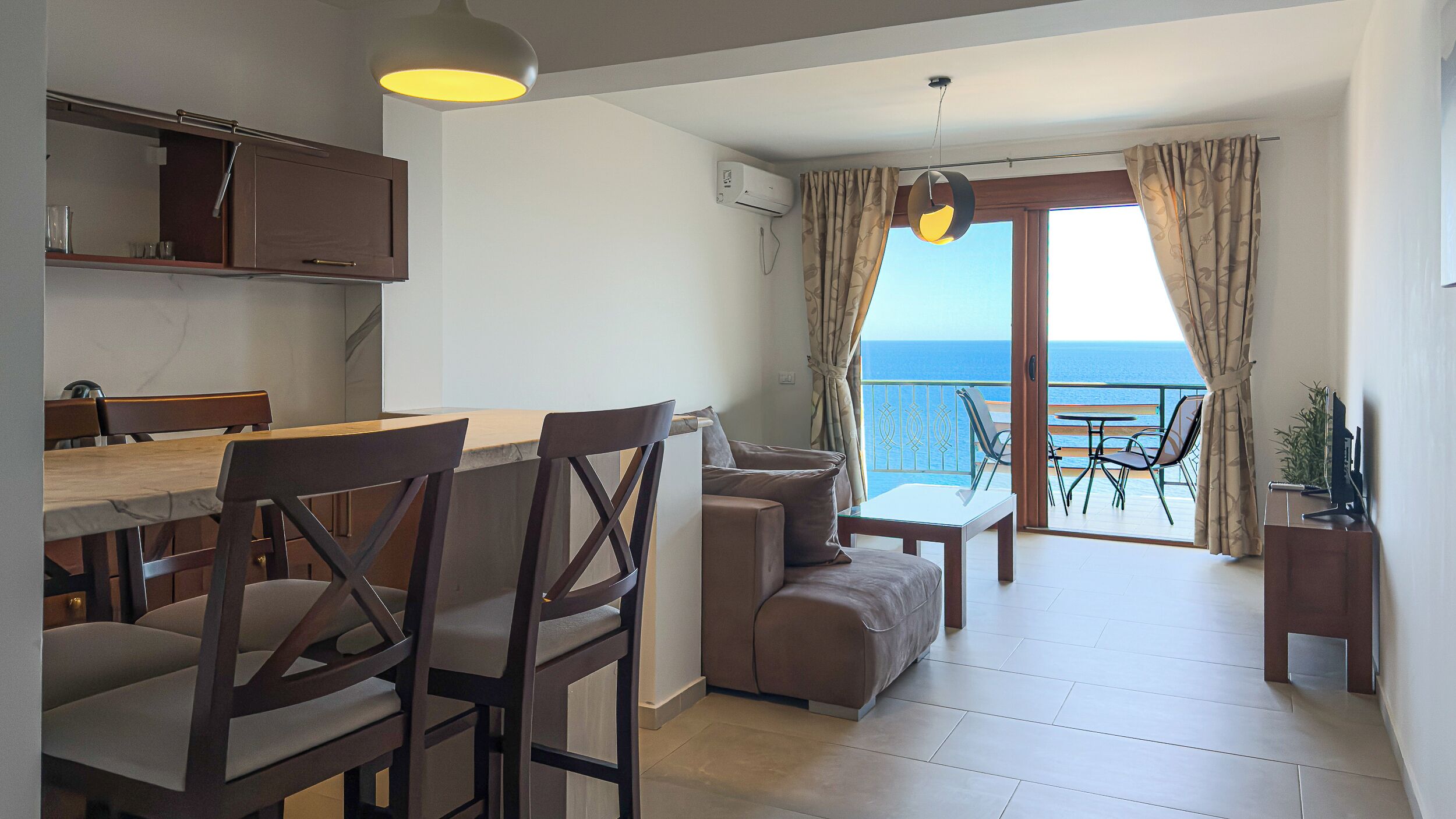 Colchones viscoelásticos, caja fuerte, decoración individual