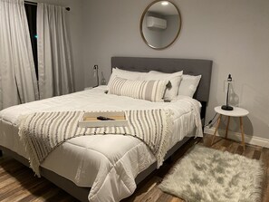 1 chambre, fer et planche à repasser, accès au Wi-Fi (inclus)