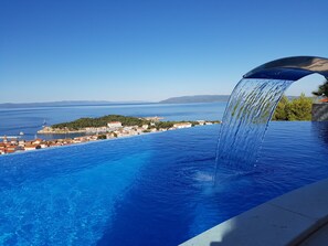 Pool - Luxury Villa Grand Vision with Pool (Makarska)
