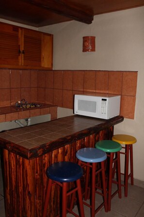 Free WiFi, bed sheets - Cabañas Rusticas El Benny By Rotamundos (Loreto)