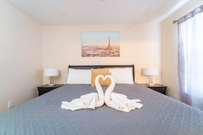 3 bedrooms, iron/ironing board, free WiFi, bed sheets