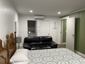 2 bedrooms, free WiFi, bed sheets, wheelchair access