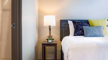 1 dormitorio, tabla de planchar con plancha, wifi gratis y ropa de cama