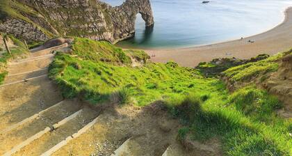 Coach House - UK32202