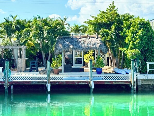 Terrace/patio - Best 2/2 in KCB. Private Pool/Private Dock/Lush backyard/Tiki & Outdoor Bar. (Key Colony Beach)