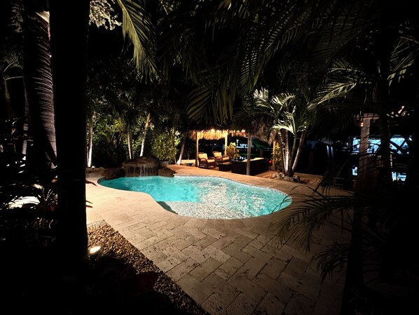 Outdoor pool, a heated pool