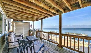 Terrace/patio - Sunset Bay LBI upper unit (Long Beach)