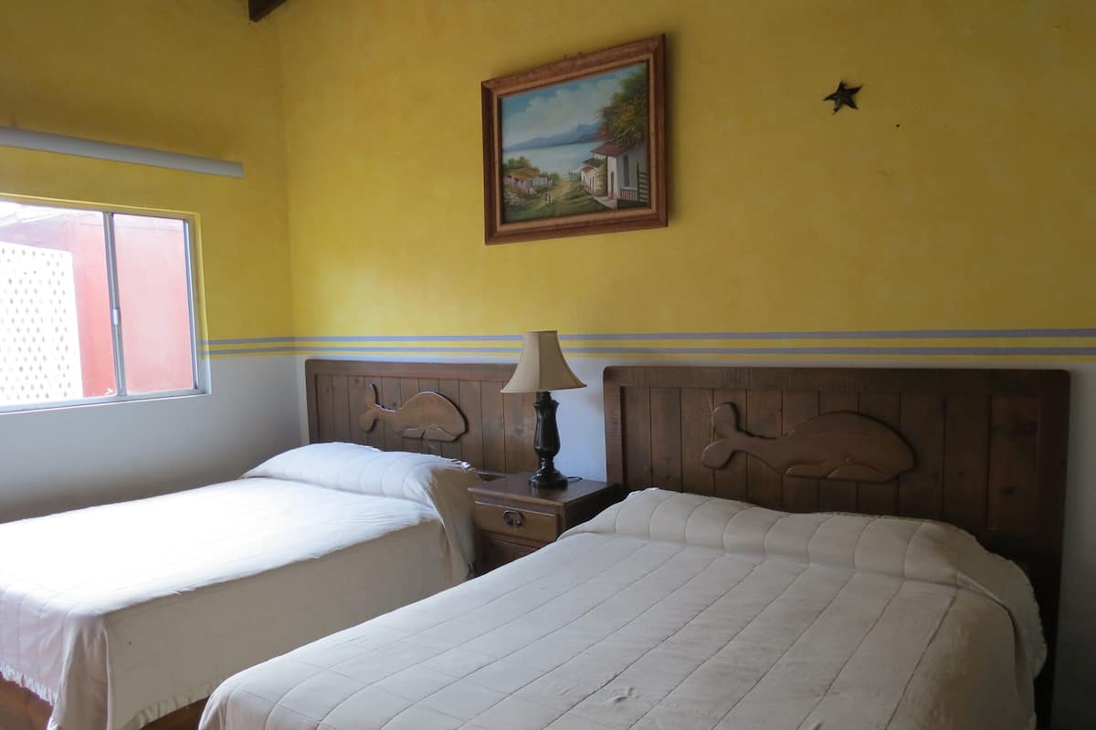 Habitación doble superior | Wifi gratis y ropa de cama