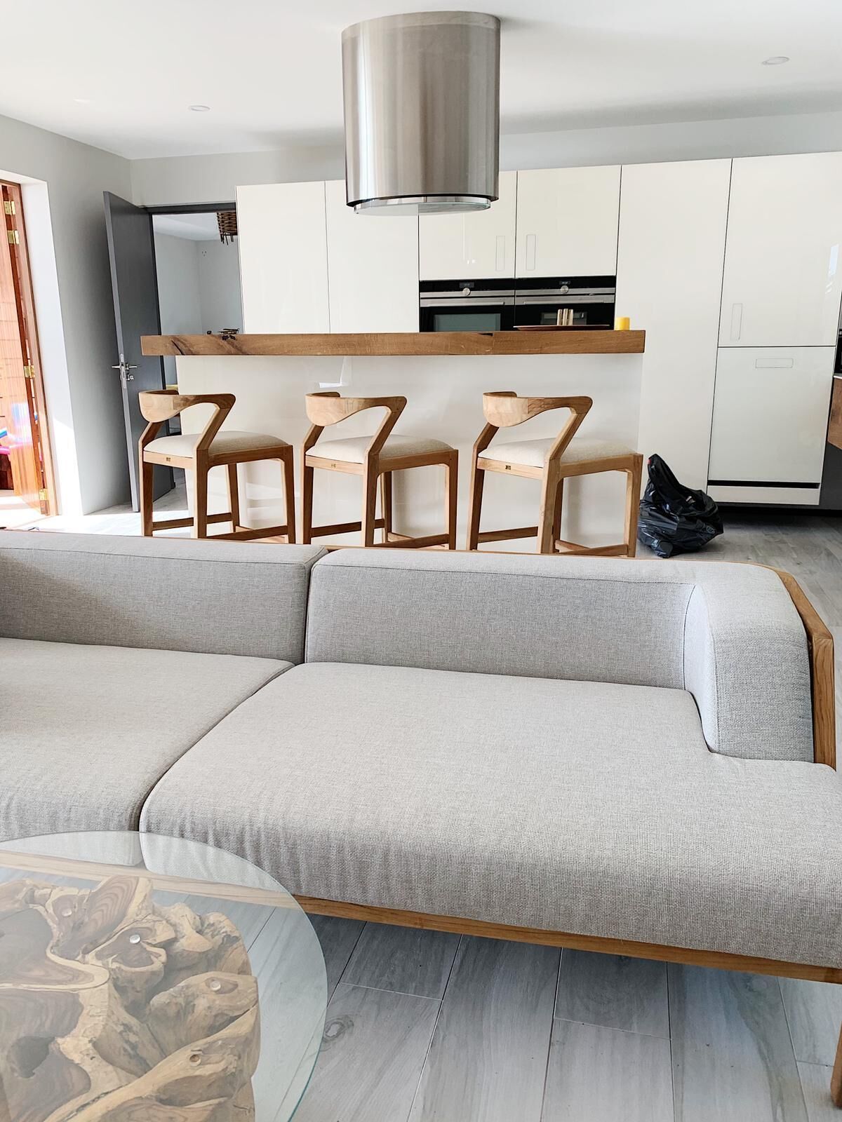 Télévision, médiathèque, chaîne hi-fi