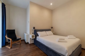 2 Schlafzimmer, Bügeleisen/Bügelbrett, WLAN, Bettwäsche